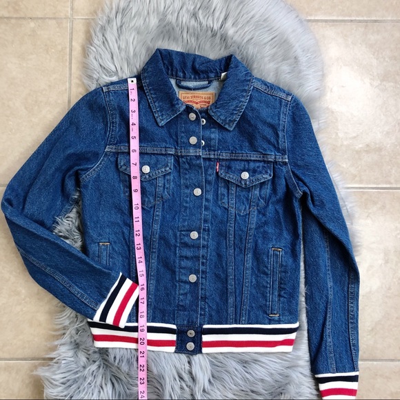 New Levi’s Ribbed Trim Trucker Denim Jacket - Picture 9 of 14